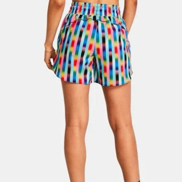 Under Armour Flex Woven Athletic 5 inch Pride Shorts Rainbow Size 3X - Picture 6 of 12